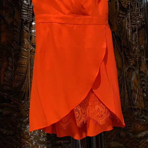 COPY - Red dress - Picture 5 of 9